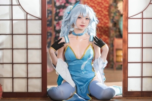 花铃 动漫博主 COSER 32套写真合集 01.08更新【15.53GB】